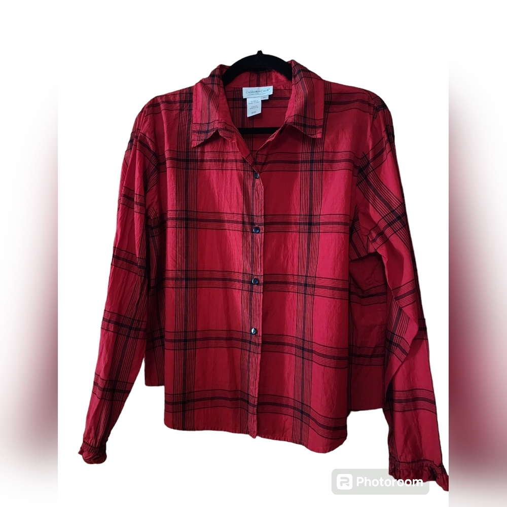 Ladies Coldwater creek Petite L red blouse